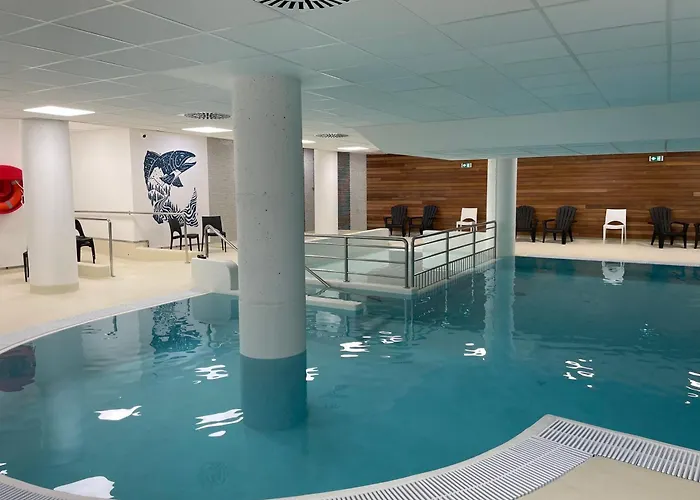 à Gourette, 4 Pers, Piscine, Animaux Acceptés - Fr-1-860-48 * Eaux-Bonnes